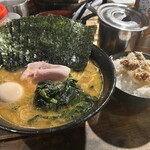 家系ラーメン クックら - アブラオオメ　