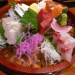 まんまみ～や - 鮮魚のお刺身五点桶盛(2673円)