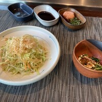 鉄板焼 さざんか - さざんかサラダと突き出し