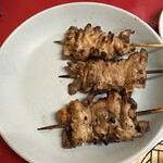 豚足のかどや - セセリ