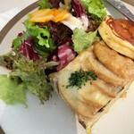 DEK 青山 - さつまいもとキノコベーコンいりキッシュプレート