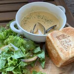 サザンビーチカフェ - エビビスクセット