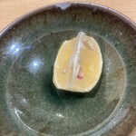 煮干しのビリー - 別皿提供のカボスは後半の味変に！