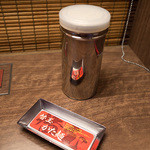 一蘭 - 「滋味系」には胡椒がついてくるのです。