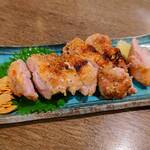 あきない - 朝引き地鶏の黒こしょう焼き