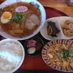屋台海星ラーメン - ラーメン定食