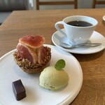 エスリビングハナレ - 