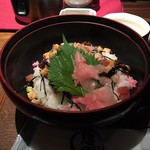 海鮮問屋 惣八 - 海鮮ばらちらし丼