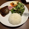 和牛ハンバーグ&ステーキ 肉屋 格之進 F