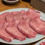 炭火焼肉ホルモンさわいし - 