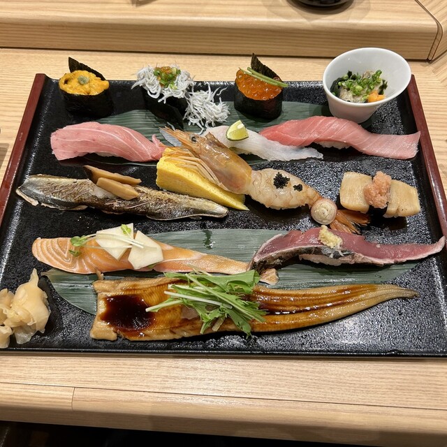 Umegaoka Sushi no Midori Nagoya Ten photo 2