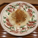 本城 - 絶品　サーモン幽庵焼き　ジャガイモあんかけ　ジャガイモ素揚げ　筋子
                                