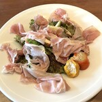 ワインとイタリア料理 141 - 生ハムサラダ
