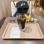 ホリーズカフェ - ドリンク写真:ダッチアイスコーヒーR 320円(税込)
