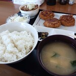 もつ煮ショップ - 本日のランチ 600円