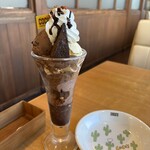 ココス - ココスのチョコパフェ 979円