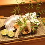 旬席 鈴江 - 淡路島の太刀魚と丹波の松茸の炭火焼　(2014/10)