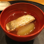 旬席 鈴江 - 石川県能登の のどぐろ と 大根のお椀　(2014/10)