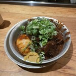 酒処 四方 - どて煮、たまご