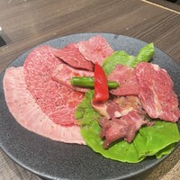 原宿焼肉 KINTAN - 