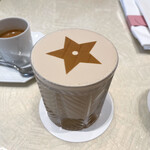 Cafe Dior - ロイヤルミルクティ　星がプリントされてる？濃い乳脂肪のミルクティ