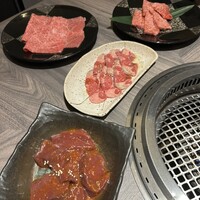 近江うし焼肉 にくTATSU 日本橋室町店 - 