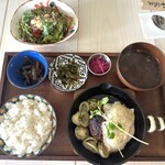 カマアイナ - 極厚ハンバーグのロコモコDON（ご飯別添えで）