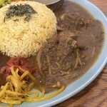 チヒイロスパイスカフェ - 色々きのこ入りチキンカレー