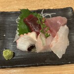 和創旬彩 くうひな - 新鮮　刺身盛り合わせ　しその実を添えて