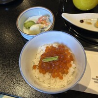 料亭 冨茂登 - いくら飯・香の物