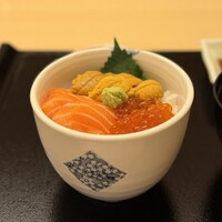 函館うに むらかみ 日本生命札幌ビル店 - 