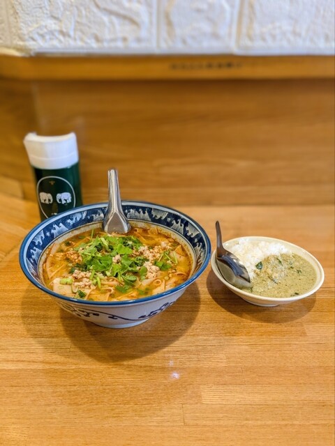 Thai Yatai Ryori Noodle & Rice TUKTUK photo 2