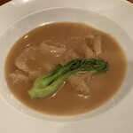 魚China YO - フカヒレ姿煮、スープが美味！