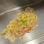 神戸六甲道・ぎゅんた 大名古屋ビルヂング店 - 