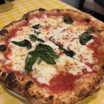 ピッツェリア カント デッラ テッラ - 