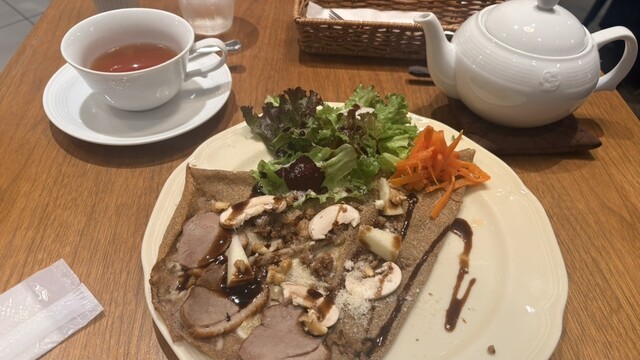 Afternoon Tea Sapporo Sangoshi