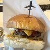ダグズ・バーガー 宮古島本店