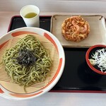 サヤマ テラス - ざる茶そば650円税込とえびかき揚げ350円税込、合計1000円税込