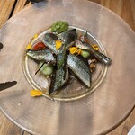 オステリア　チリエージョ - 北海道産秋刀魚のライムとコラトゥーラ風味