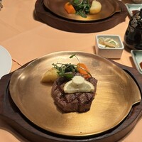 ステーキハウス キッチンリボン - 
