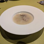 自然派中華とワイン 戸芽主 - 本日のスープは、溶けたスペアリブと冬瓜