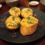 まねき屋 - 秋鮭のブルスケッタ