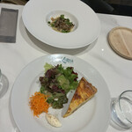 Brasserie Laiton - 奥がナスのフムス手前が鳴門金時芋のキッシュ