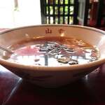 四川風中華料理 山幸 - ワンタンスープ