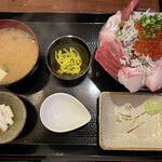 武蔵ノ麦穂 - 海鮮丼　1,490円