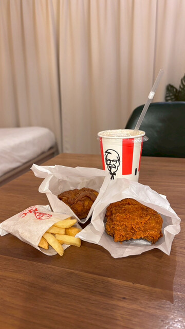 ケンタッキーフライドチキン R-246三軒茶屋店 - 三軒茶屋/レストラン