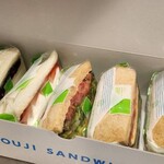 コウジ サンドイッチ - 