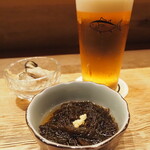 小皿のまぐろとさば。 - 私は生ビール