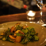 kong tong - つぶ貝とじゃが芋のソテー、ブルギニヨンバターソース