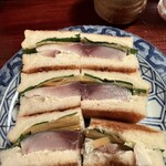 祇園ろはん - すみません…写真撮る前に一口かじっちゃいました